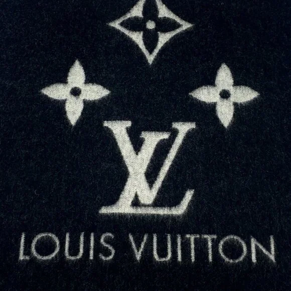 Louis Vuitton Black Monogram Logo Full-Print Cashmere Fringe Scarf